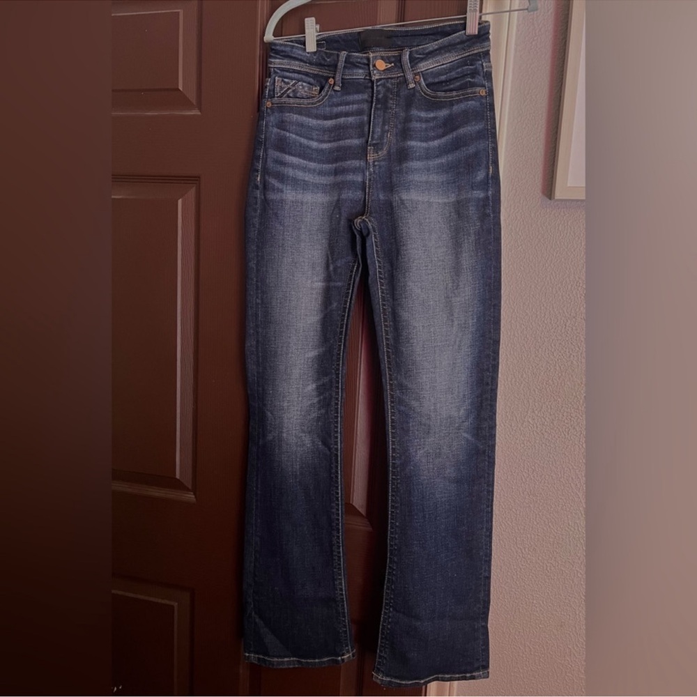 Buckle Black - Curvy Bootcut jeans